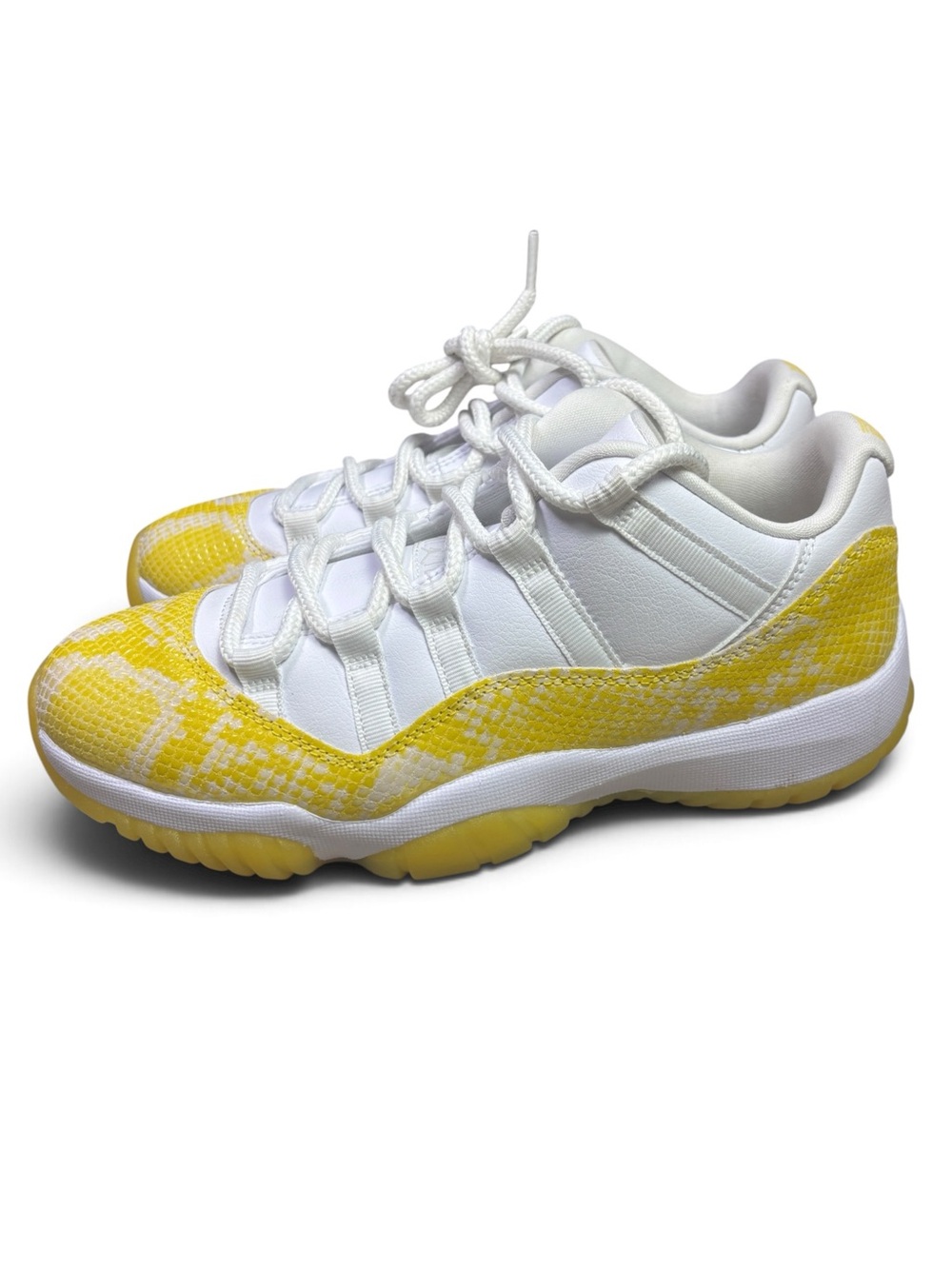 Air Jordan 11 Low Women’s Size 8.5
